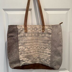 Myra Medium Tote Bag